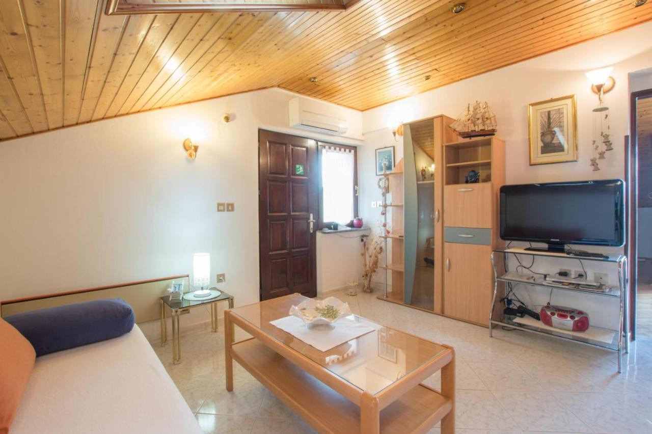 Apartment Gaudeamus Umag Buitenkant foto