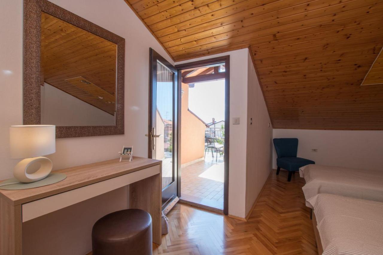 Apartment Gaudeamus Umag Buitenkant foto